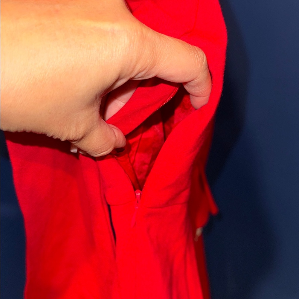 Red Peplum Sheath Dress | Medium-Large Fit | Gold Accent Detail ❤️ - Picture 9 of 17